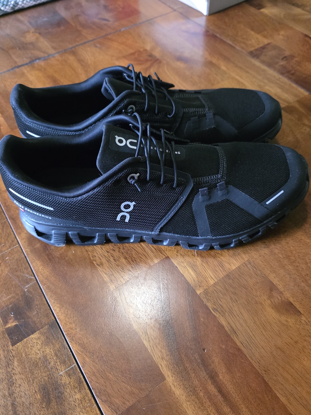 On Cloud Men's All Black Shoes